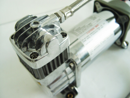Хорошая цена. Компрессор 150psi 2.18CFM подвеса езды воздуха воздушной подушки Chrome, компрессор воздуха автомобиля 12v онлайн